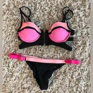 Beach Bunny Colour Block Bikini
